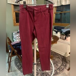 Old Navy burgundy Pixie high-rise Pants size 6